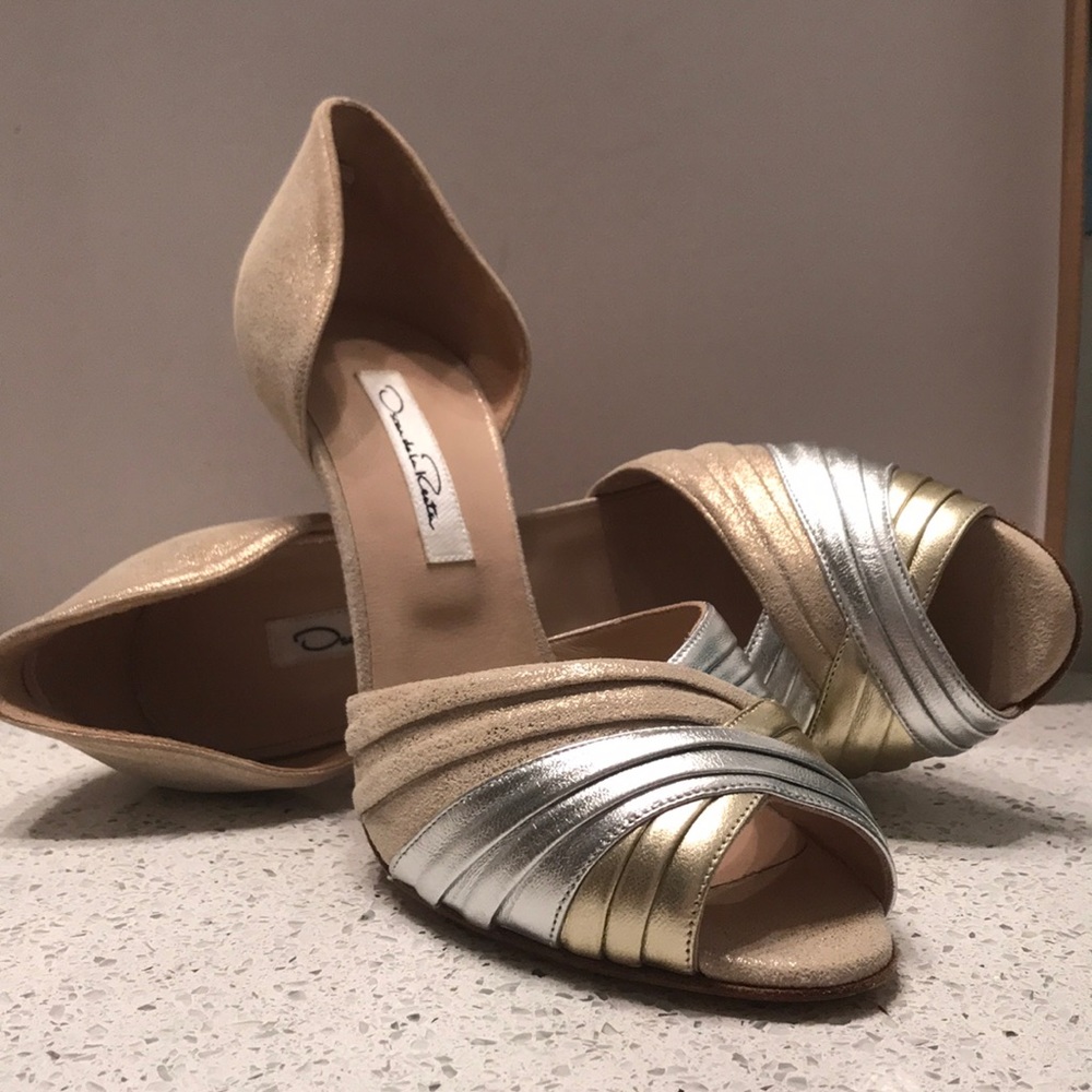 NWOT Oscar de la Renta D’Orsay pumps